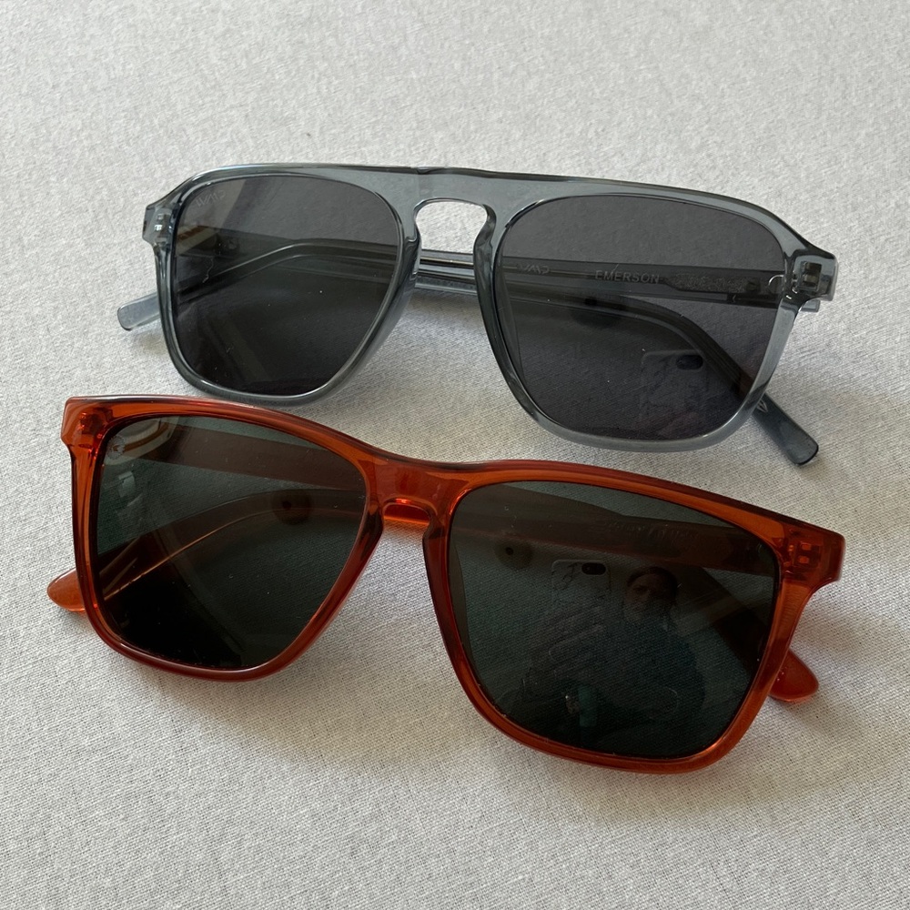 Set of 2 Transparent Gray & Amber Sunglasses - Classic Square Frames
